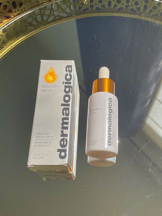 Dermalogica Biolumin-C Serum review photo by MeshooHoor