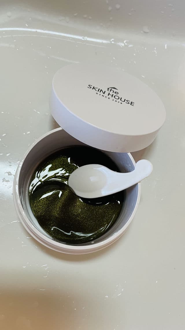 The Skin House Black Pearl Peptide Patch review photo by WakeupandMakeup78