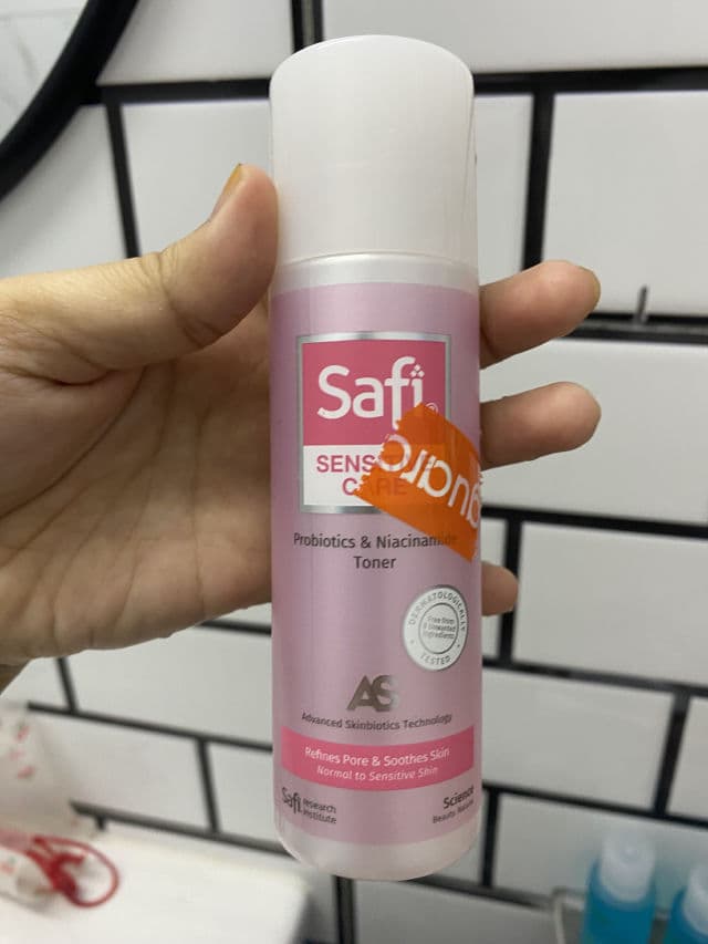 Safi Sensitive Care Probiotics & Niacinamide Toner	 review photo by MerryskinbyAnes
