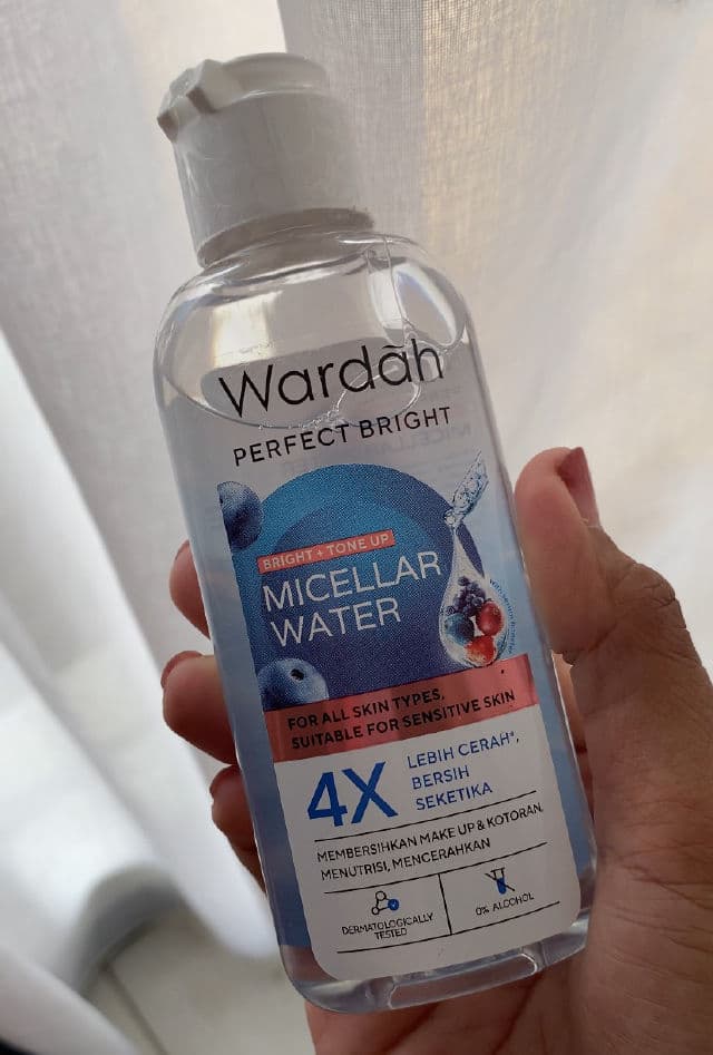 Wardah Perfect Bright Tone Up Micellar Water review photo by amandaaarum