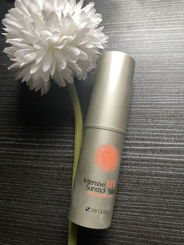 3wClinic Intensive UV Sunstick Balm SPF50+ PA+++ review photo by RedhatulJannah