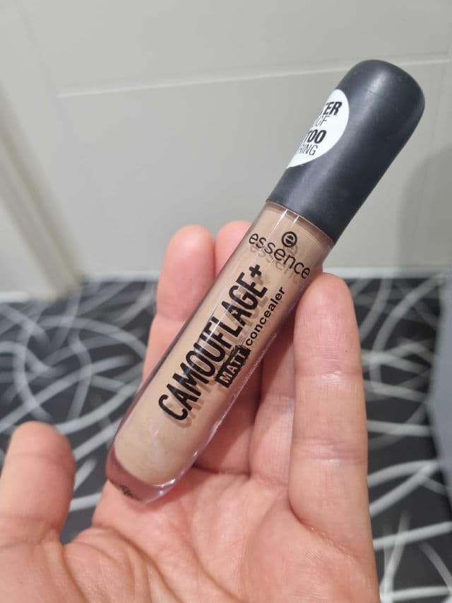 Essence Camouflage+ Matt Concealer review photo by asi19962023