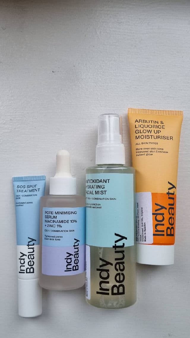 Indy Beauty Pore-Minimising Serum Niacinamide 10% + Zinc 1% review photo by BeautyJungleCorner