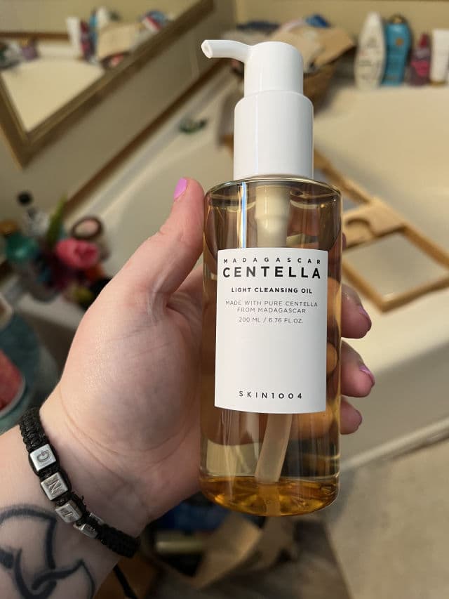 SKIN1004 Madagascar Centella Light Cleansing Oil review photo by kerynk