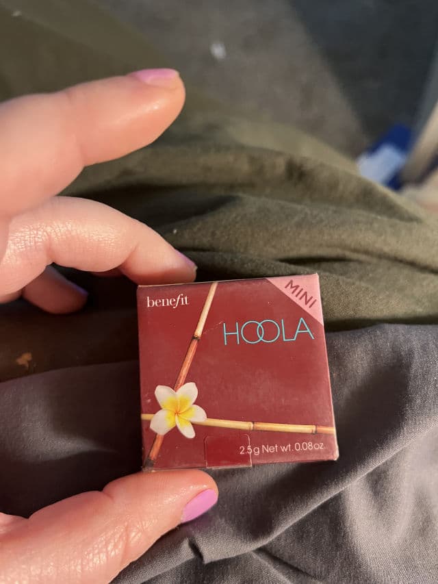 Benefit Cosmetics Hoola Caramel review photo by kerynk