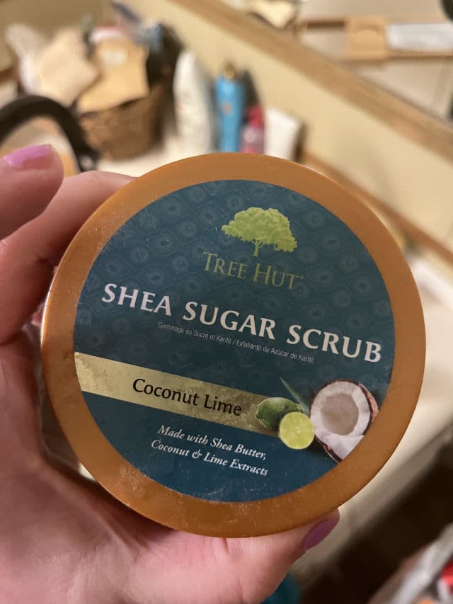 Tree Hut Shea Sugar Scrub Coconut Lime review photo by kerynk