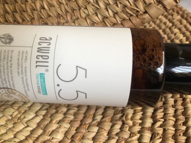 ACWELL Licorice pH Balancing Cleansing Toner review photo by AdekesDiary