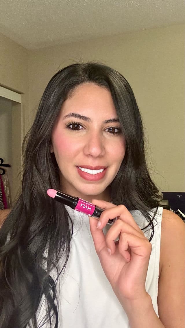 Nyx Cosmetics Wonder Stick Blush review photo by DoniaG