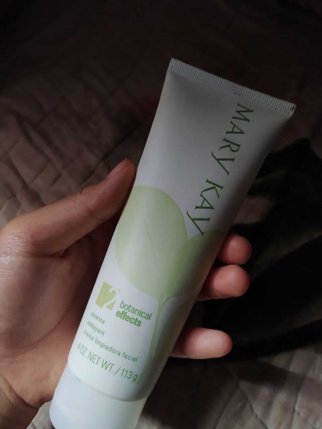 Mary Kay Botanical Effects Cleanse 1 review photo by faarahnbilah
