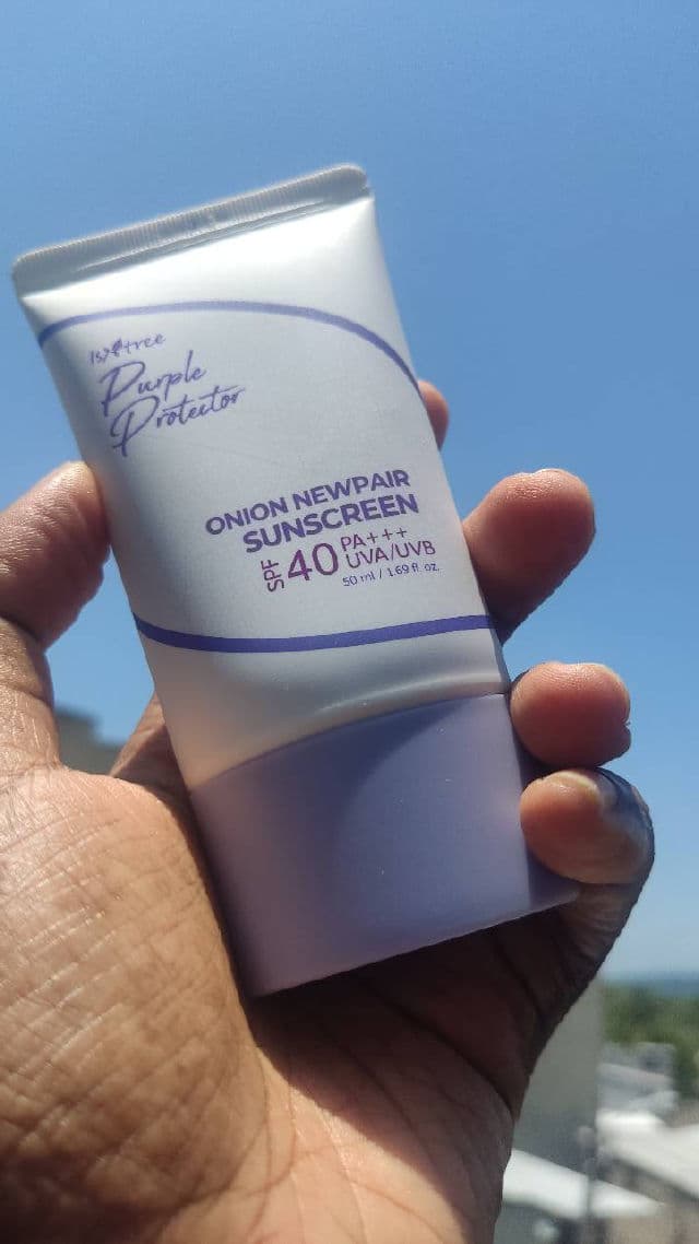 ISNTREE Onion Newpair Suncreen SPF40 PA+++ review photo by simplyhenna