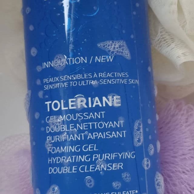 La Roche-Posay Toleriane Hydrating Foam-In-Gel Double Cleanser review photo by Minnie40