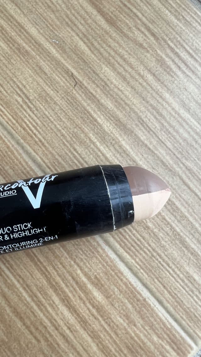 Maybelline Facestudio Master Contour V-Shape Duo Stick review photo by KateVan