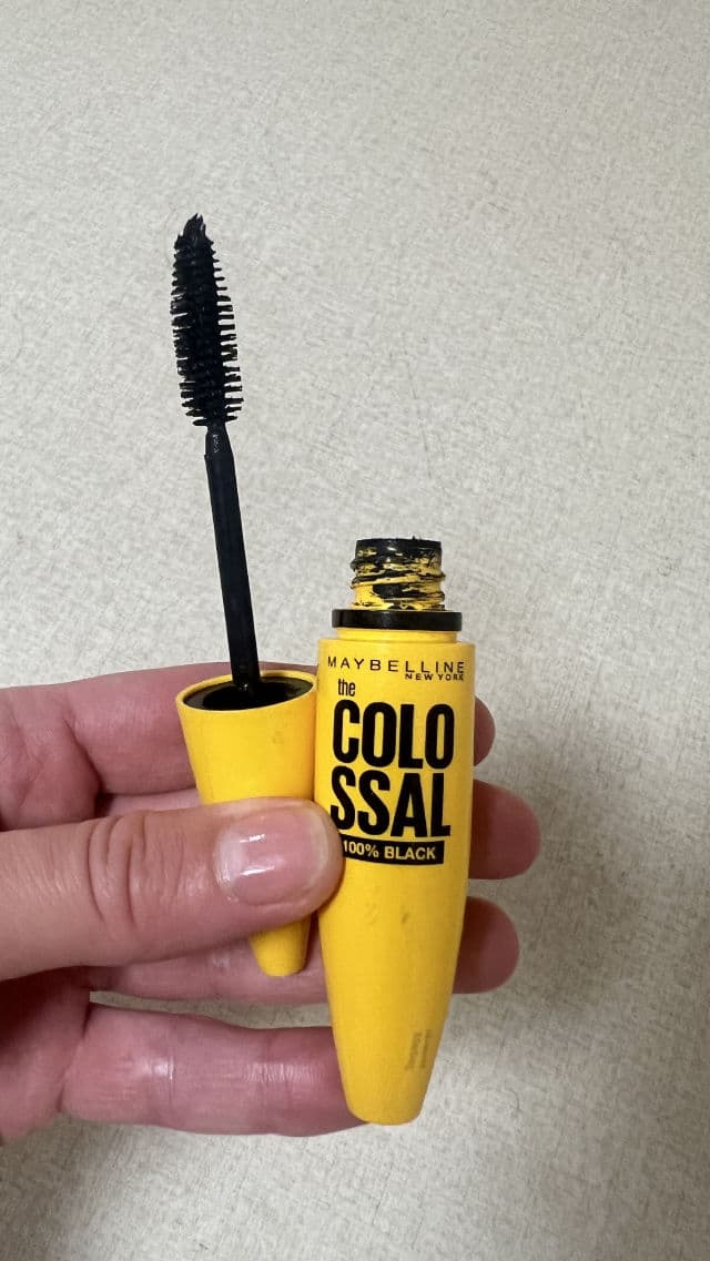 Maybelline The Colossal Mascara review photo by KateVan