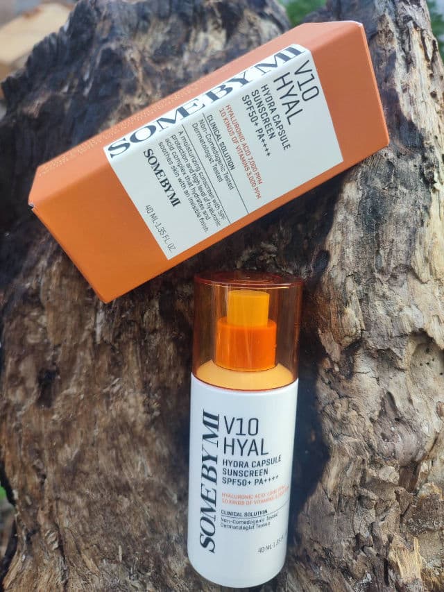 Some By Mi V10 Hyal Hydra Capsule Sunscreen SPF50+ PA++++ review photo by Ashiya