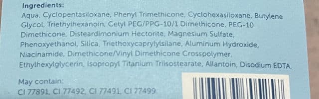 Wardah Lightening Liquid Concealer review photo by aleeyalee