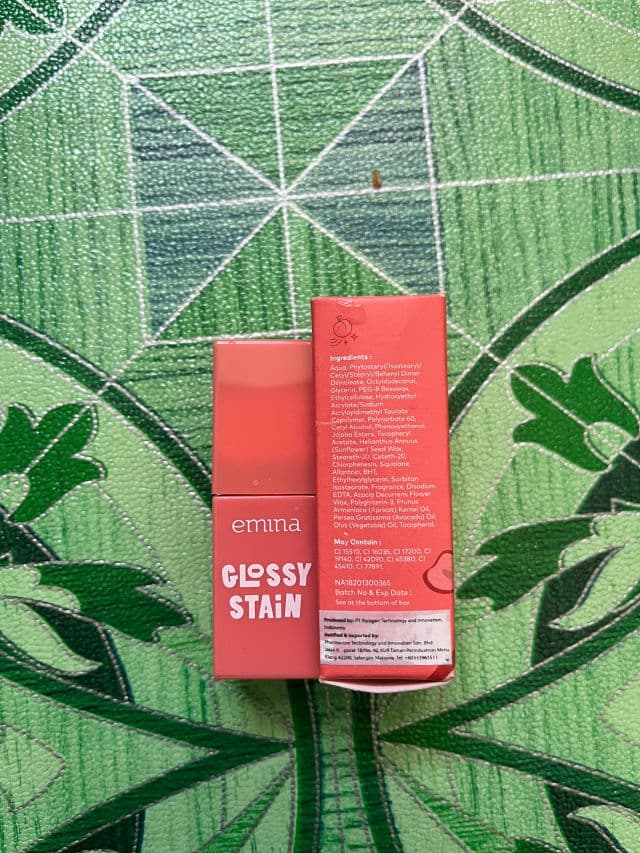 Emina Glossy Stain review photo by aleeyalee