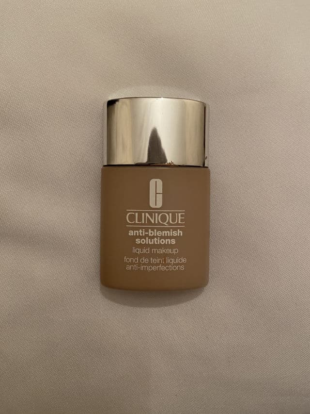 Clinique Acne Solutions Liquid Makeup review photo by gaia24
