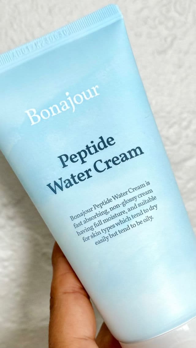Bonajour Peptide Water Cream review photo by CynthReviews