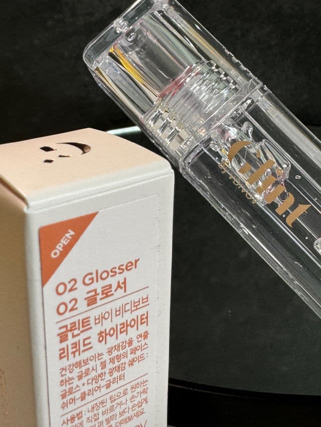 Glint 03 Glitter Veil review photo by Susan101