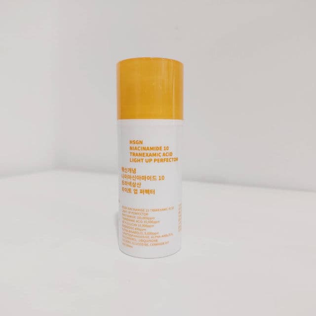 HSGN Niacinamide 10 Tranexamic Acid Light Up Perfector review photo by ceerenee