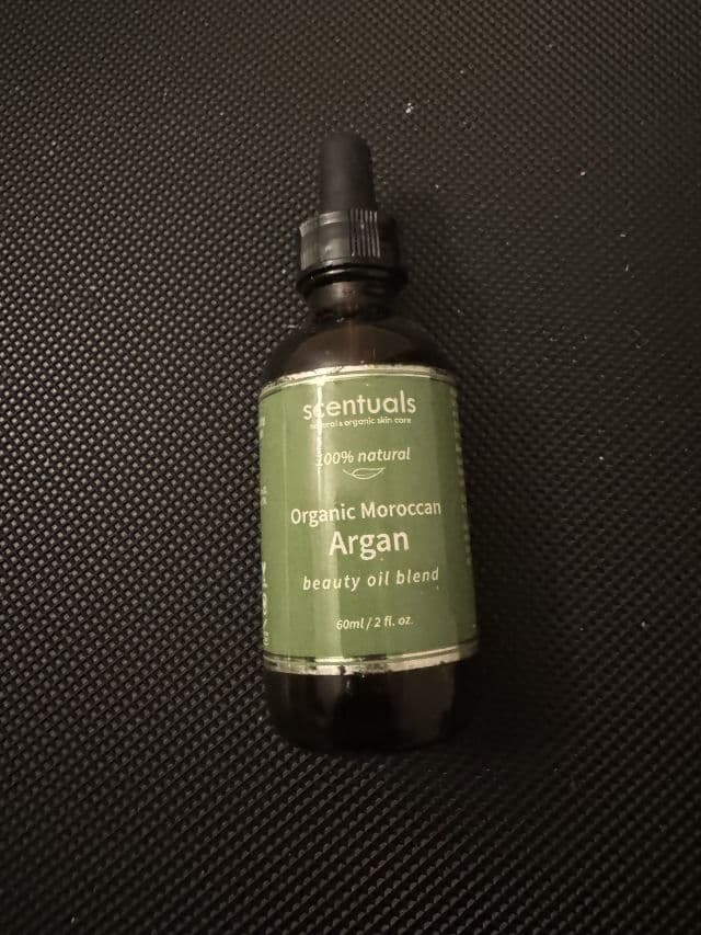 Scentuals Organic Moroccan Argan Beauty Oil Blend review photo by renzibythesea
