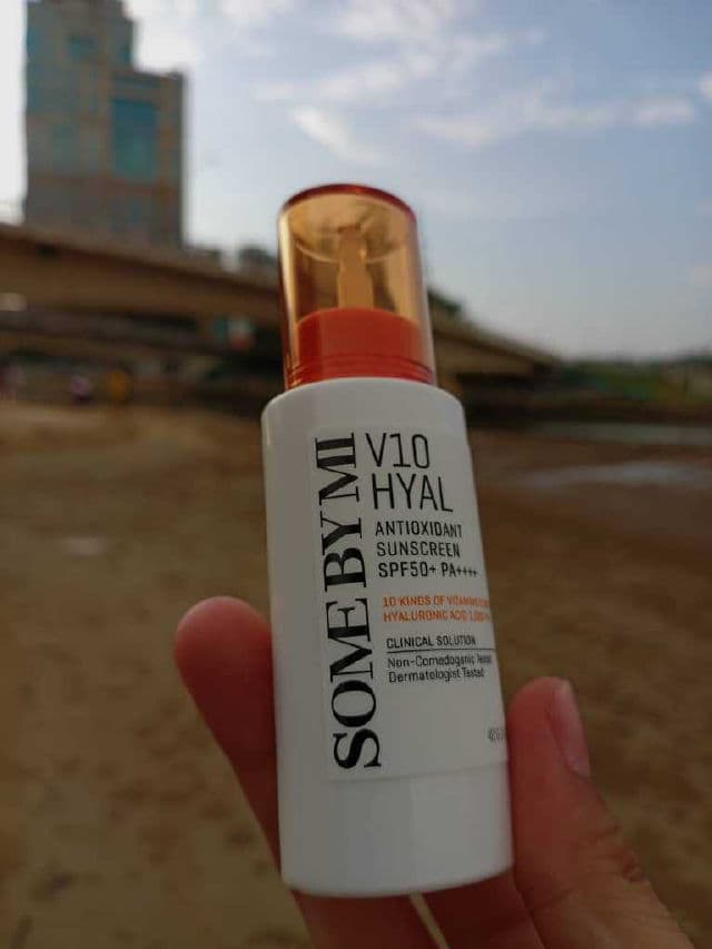 Some By Mi V10 Hyal Antioxidant Sunscreen SPF50+ PA++++ review photo by AidaJune