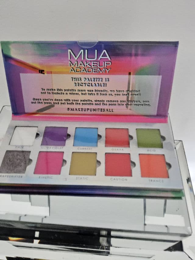MUA Makeup Academy Neon Lights 10 Shade Paper Eyeshadow Palette review photo by IceE81