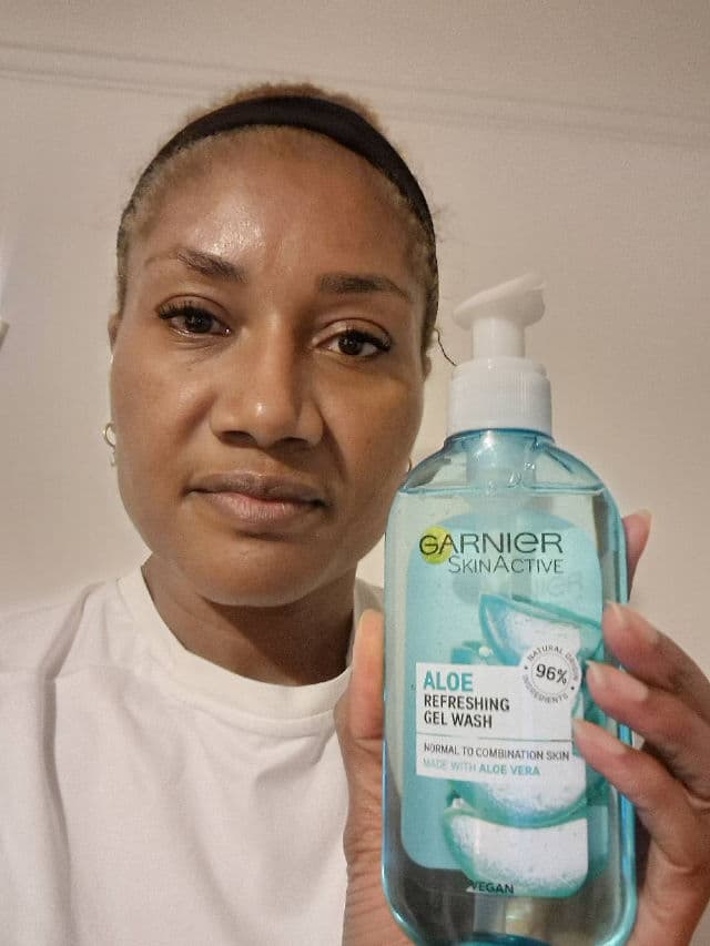 Garnier SkinActive Refreshing Facial Cleanser with Aloe Vera review photo by IceE81