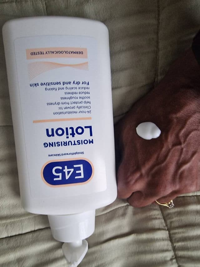 E45 Moisturising Lotion review photo by IceE81
