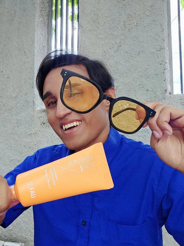 FAU Cosmetics Skin Solution Sun Essence SPF 50 ++++  review photo by Xavigilfilm