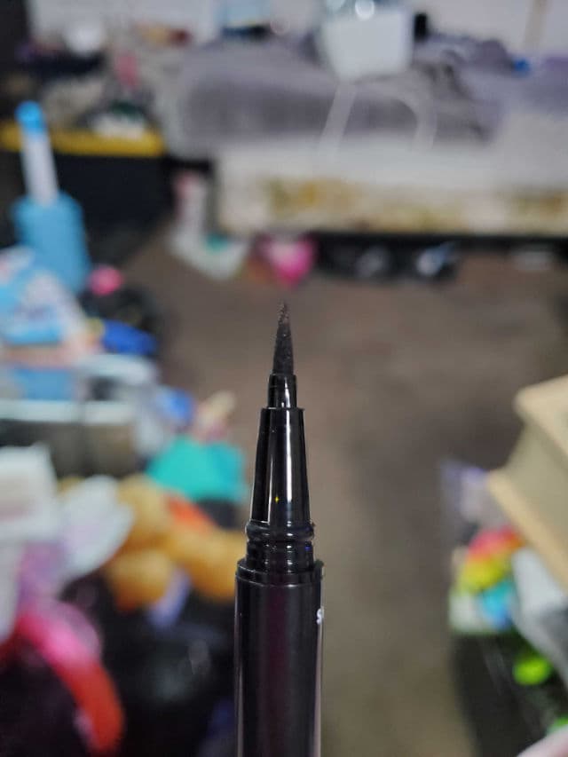 ELF H2O Proof Eyeliner Pen review photo by iamteresah