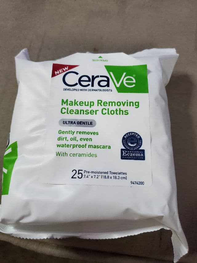 CeraVe Makeup Removing Cleanser Cloths review photo by iamteresah