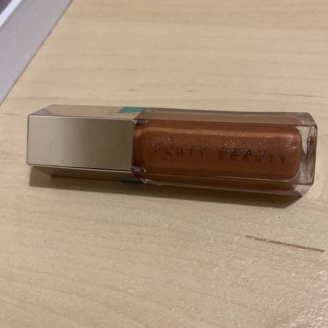 Fenty Beauty Gloss Bomb Cream Color Drip Lip Cream - Fenty Glow review photo by nikolr