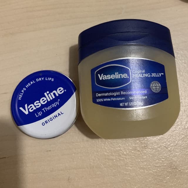 Vaseline Lip Therapy -  Original Tin review photo by nikolr