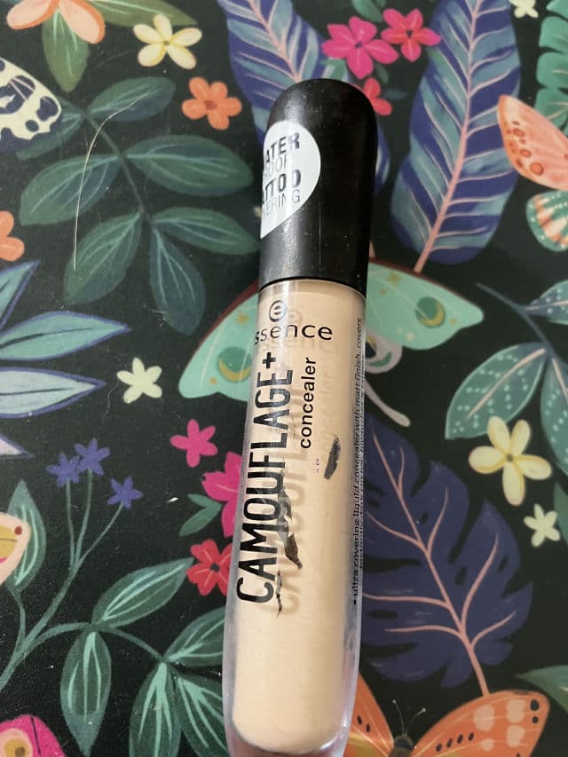 Essence Camouflage+ Matt Concealer review photo by hannahnichole