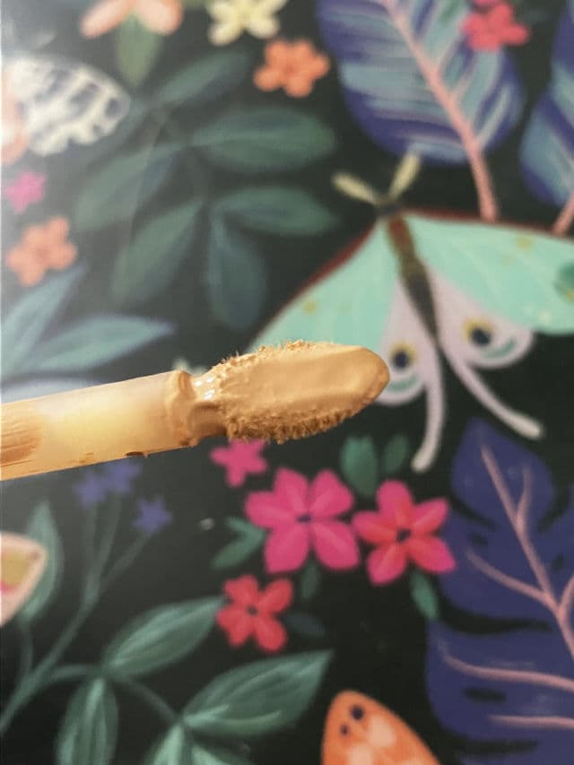 Essence Camouflage+ Matt Concealer review photo by hannahnichole