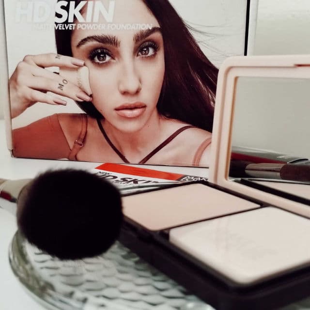 Make Up For Ever HD Skin Matte Velvet Powder Foundation review photo by MonicaCedeno