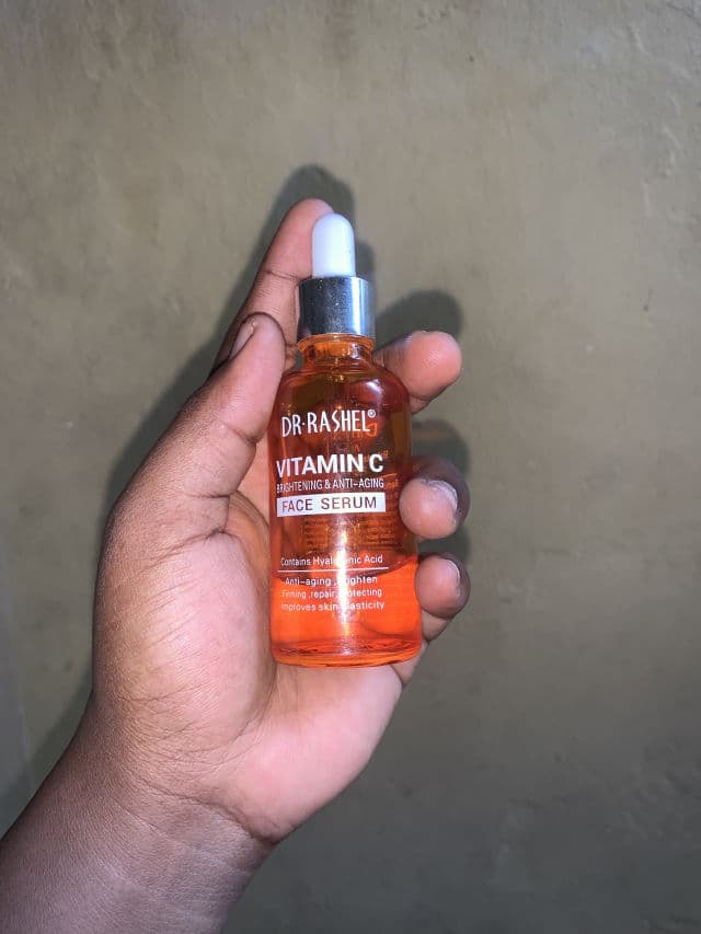 Dr.Rashel Vitamin C Serum review photo by Jennipher