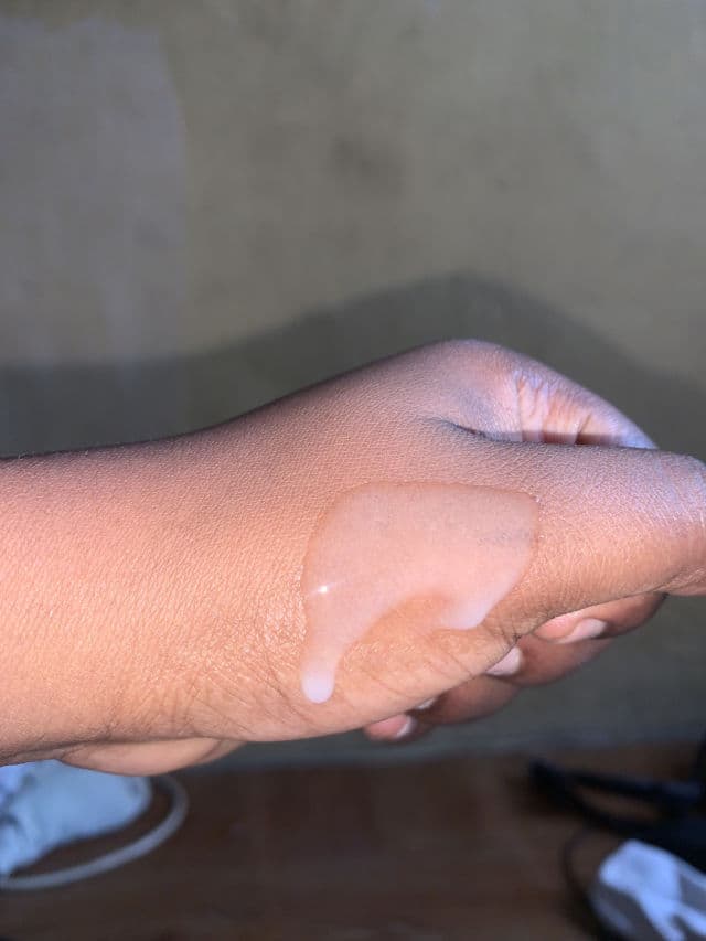 Simple Kind Defence Antibacterial Light Moisturiser review photo by Jennipher