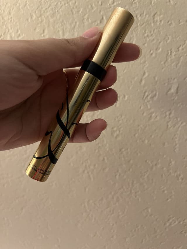 Estee Lauder Sumptuous Extreme Lash Multiplying Volume Mascara review photo by Linh2610