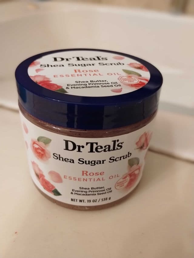 Dr Teal's Shea Sugar Body Scrub with Rose Essential Oil  review photo by xyayrainbows