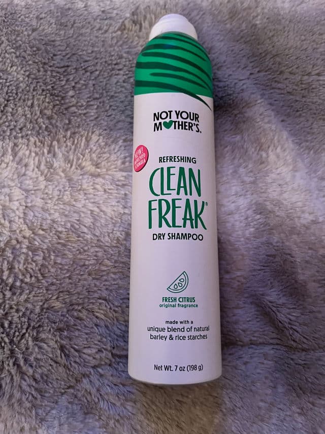 Not Your Mother's Clean Freak Dry Shampoo  review photo by nikkijh00