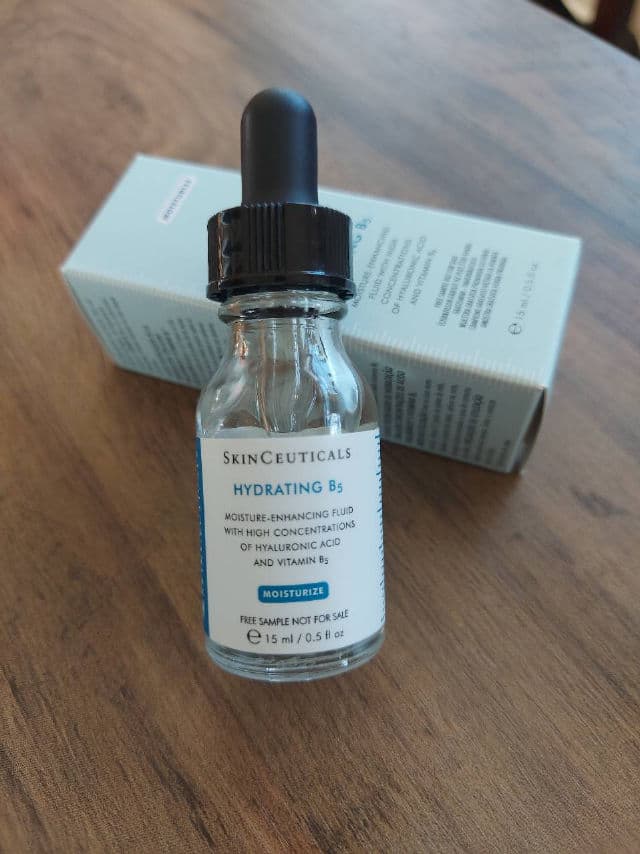 SkinCeuticals Hydrating B5 Gel Moisture Enhancing Gel review photo by linazam