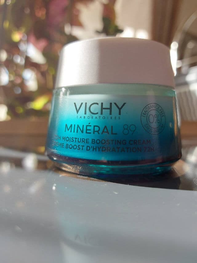 Vichy Mineral 89 72Hr Moisture Boosting Cream review photo by linazam