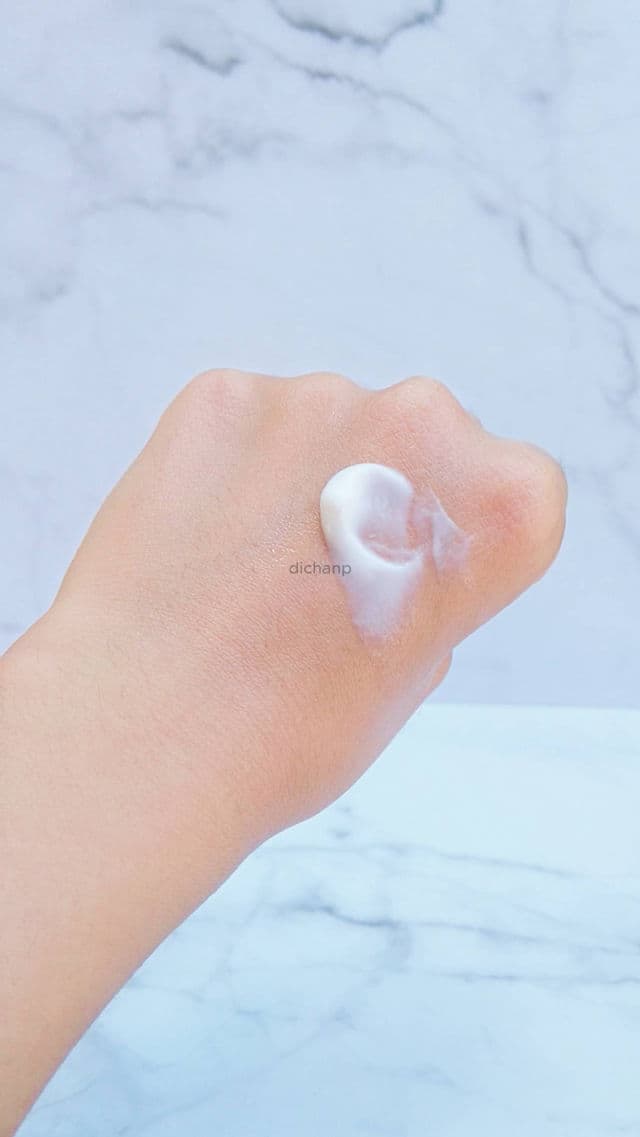 Shinzu'i Sakura Skin Lightening Body Lotion review photo by dichanp