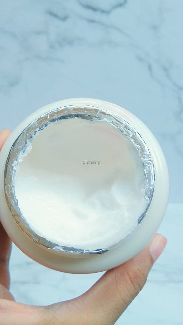 Shinzu'i Sakura Skin Lightening Body Scrub  review photo by dichanp