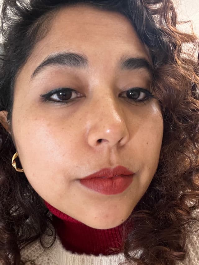 UOMA Beauty Sade review photo by Guterrene