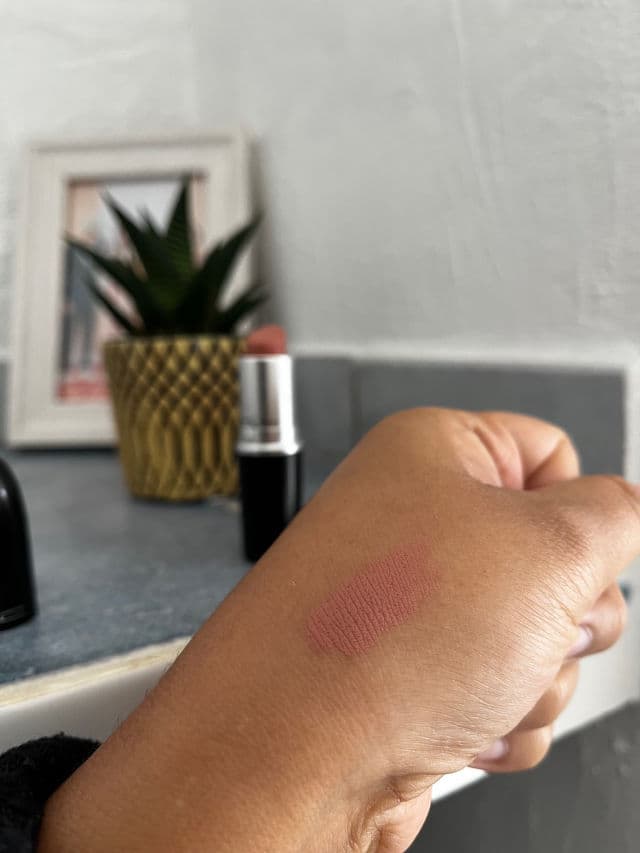 MAC Ruby Woo review photo by Geetaplanty