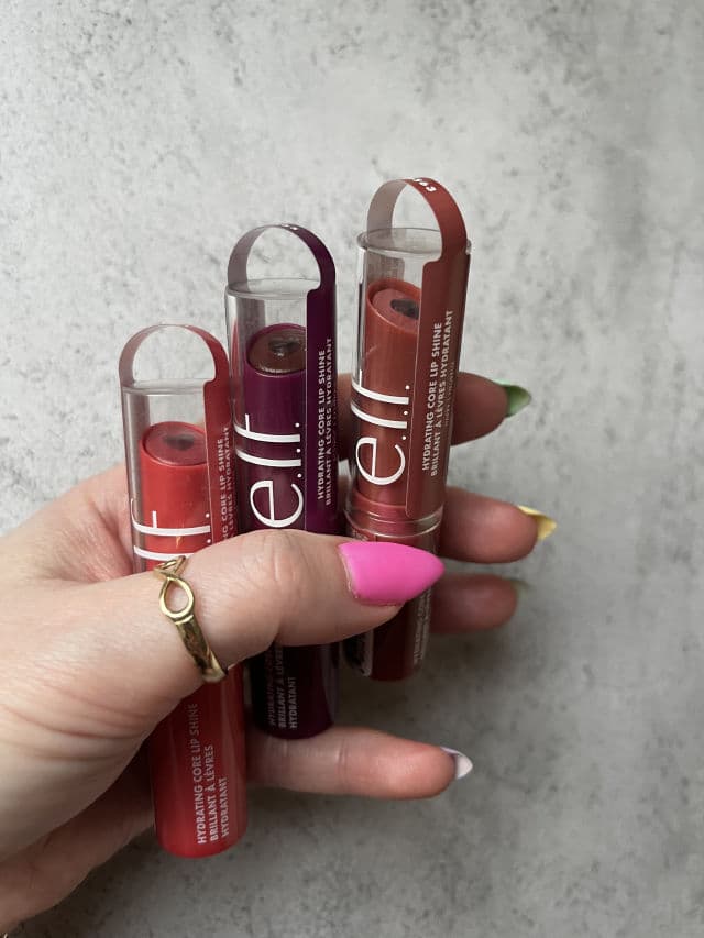 ELF Hydrating Core Lip Shine with Vitamin E review photo by Minique