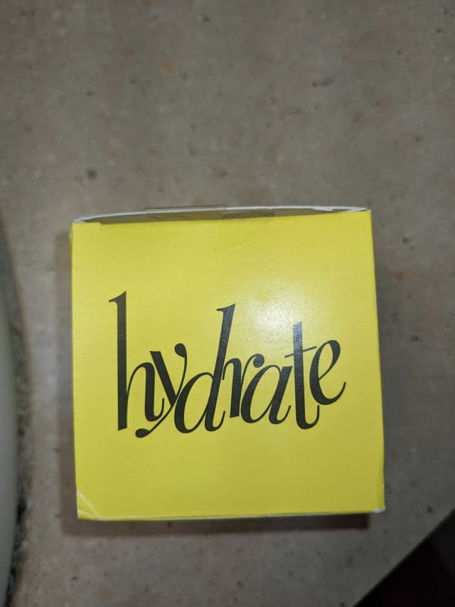 Gleamin Superfood Enriched Daily Moisturizer review photo by ChillinWithQuanie